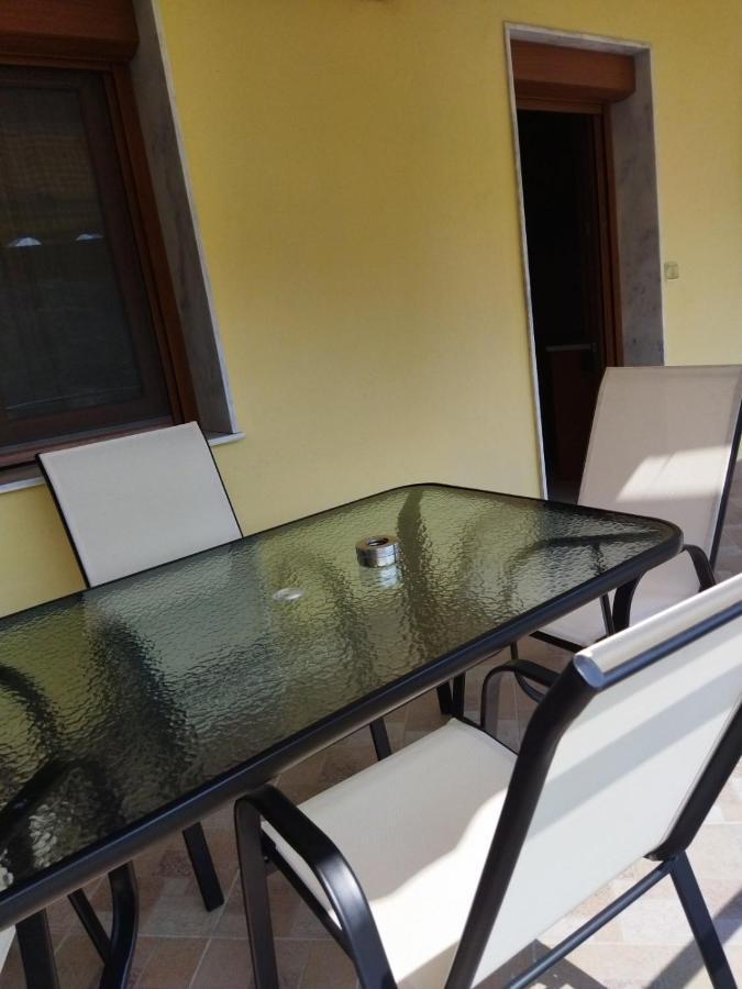Babis Apartment كافالا الغرفة الصورة